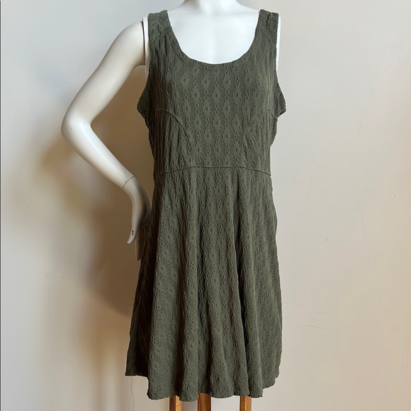 Athleta Green Pleated Sundress Sleeveless Scoop Neck - Picture 1 of 8